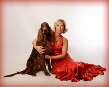 Olga Valles Jambrina with the champion Irish Setter, Greta De Villajambrina